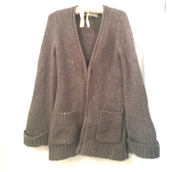 Trina Turk Sweaters - EUC Trina Turk bell sleeve thick cable cardigan